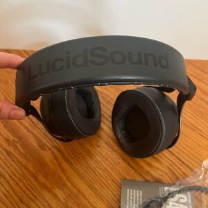LucidSound LS41 wireless gaming headset